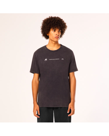 OAKLEY_FOA405411_02E_MTL_TERRA_TEE_2