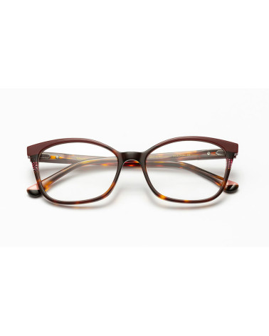 WOODYS_BEGONIA_03_230801_WOMAN_EYEWEAR