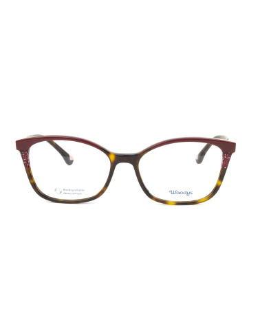 WOODYS_BEGONIA_03_230801_WOMAN_EYEWEAR