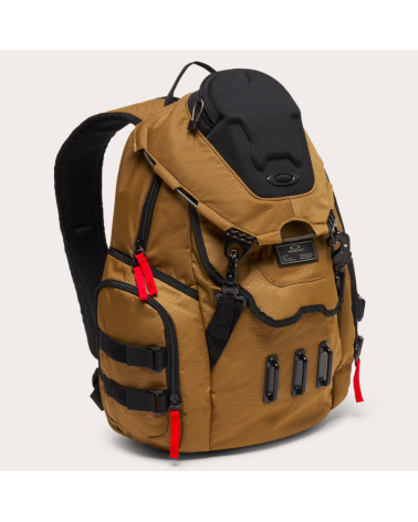 OAKLEY_BATHROOM_SINK_RC_BACKPACK_FOS901477_86W_COYOTE_2