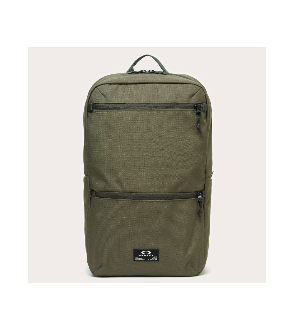 OAKLEY_ESSENTIAL_LT_DAYPACK_M_8.0_FW_FOS901827_83C_RAVEN_BACKPACK