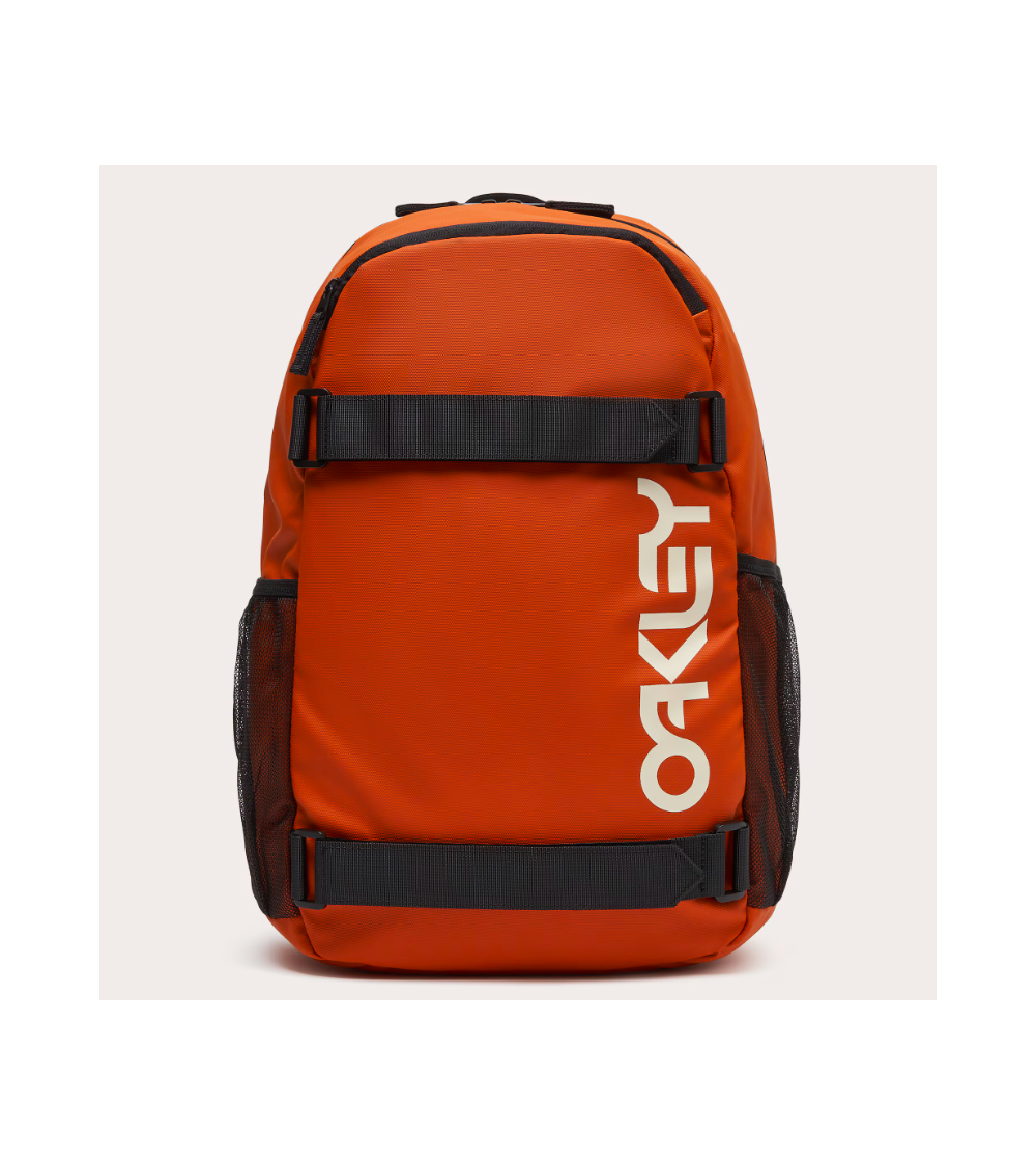 OAKLEY_THE_FRESHMAN_SKATE_BACKPACK_FOS901202_465_SAKIDIO_PLATIS_KOKKINO_20_LITRA