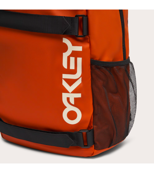 OAKLEY_THE_FRESHMAN_SKATE_BACKPACK_FOS901202_465_SAKIDIO_PLATIS_KOKKINO_20_LITRA_3